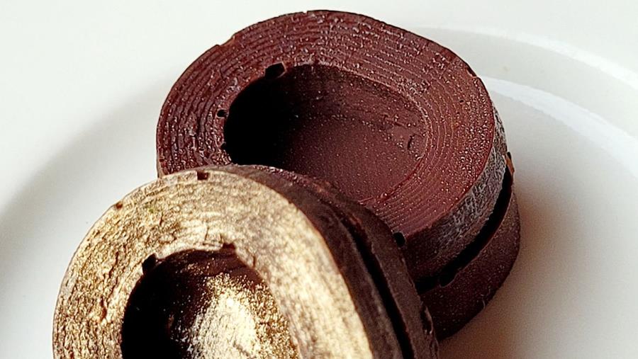 Vegan Praline met vietnamese single origin chocolate