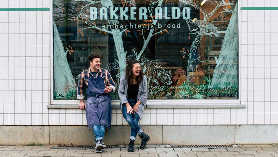 Un frère et une sœur se lancent dans la reprise de Bakker Aldo