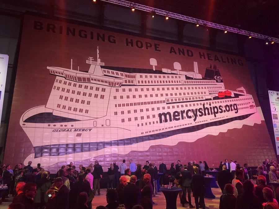 Callebaut Chocolade soutient l'oeuvre caritative Mercy Ships