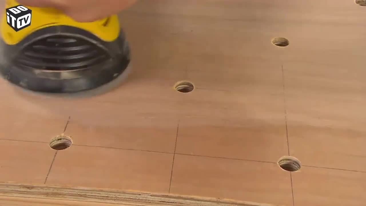 FAITES UN ETABLI DE MENUISIER