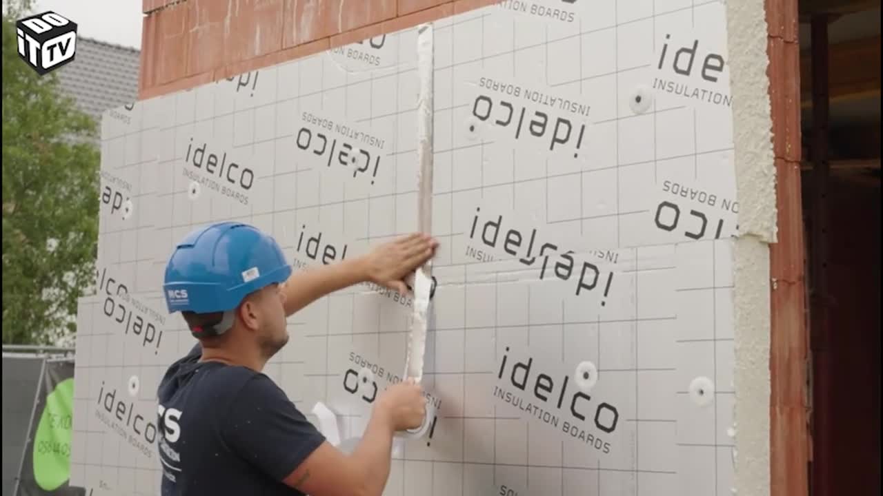 Voici comment sont fabriquées les panneaux PIR