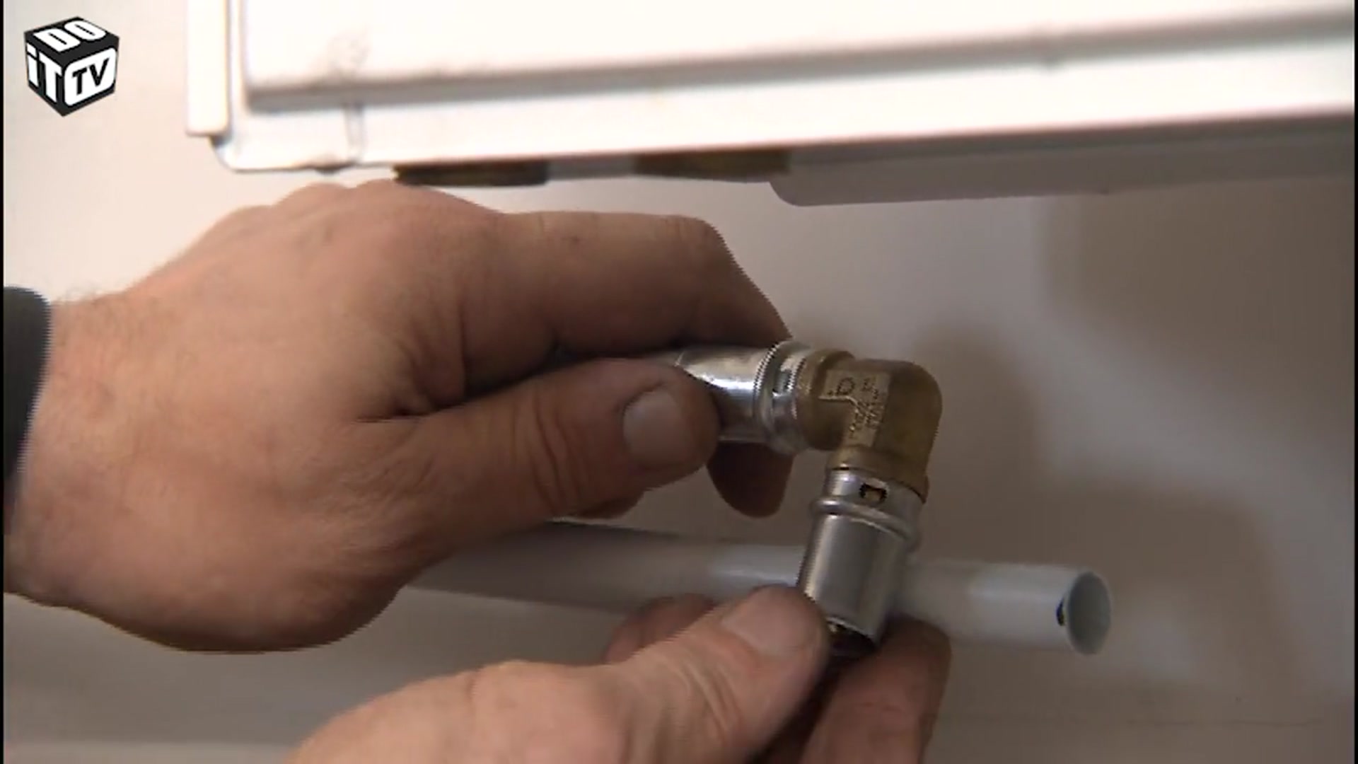 Hoe verplaats je een radiator? (deel 2)